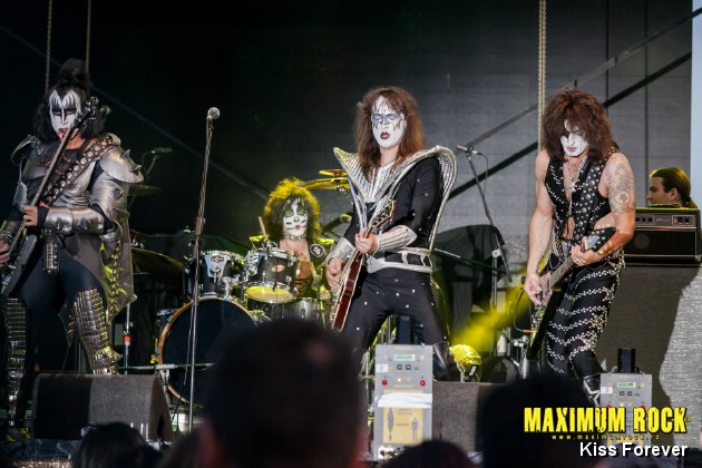 Kiss Forever  IMG_1601