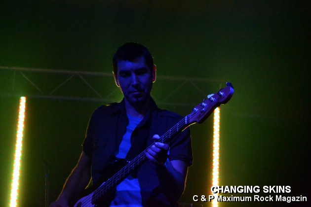 DSC_0106_Changing_Skins