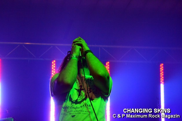 DSC_0173_Changing_Skins