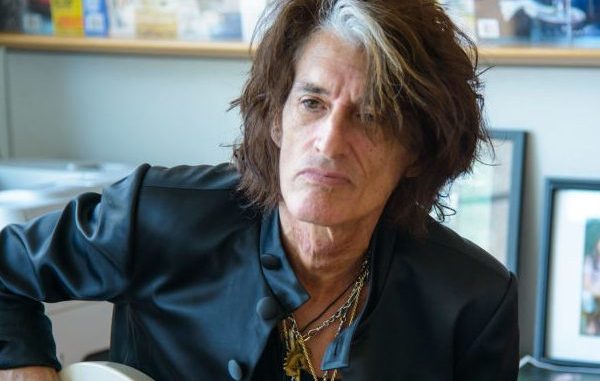 images_articles_JoePerry