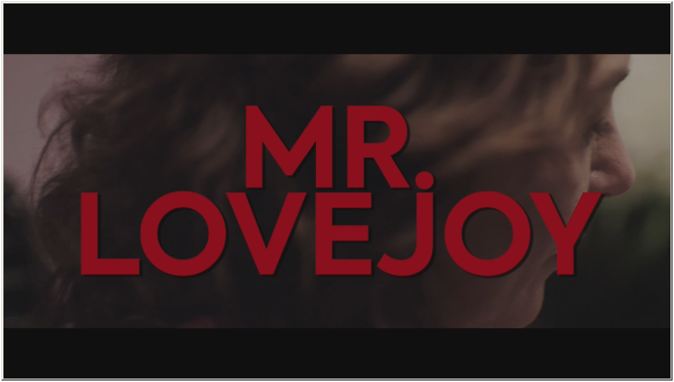 Changing Skins lansează un nou single şi fac figuraţie în cel mai recent videoclip al trupei, „Mr. Lovejoy”